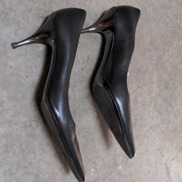 Burberry 40 10M Black Leather Closed Toe Pump Career Work - Picture 4 of 7